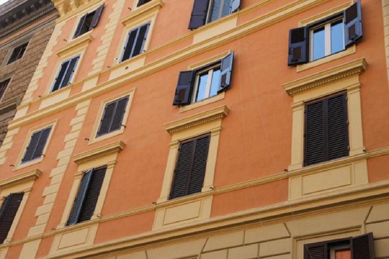 Domus Iuliae Hotel Рим Екстериор снимка