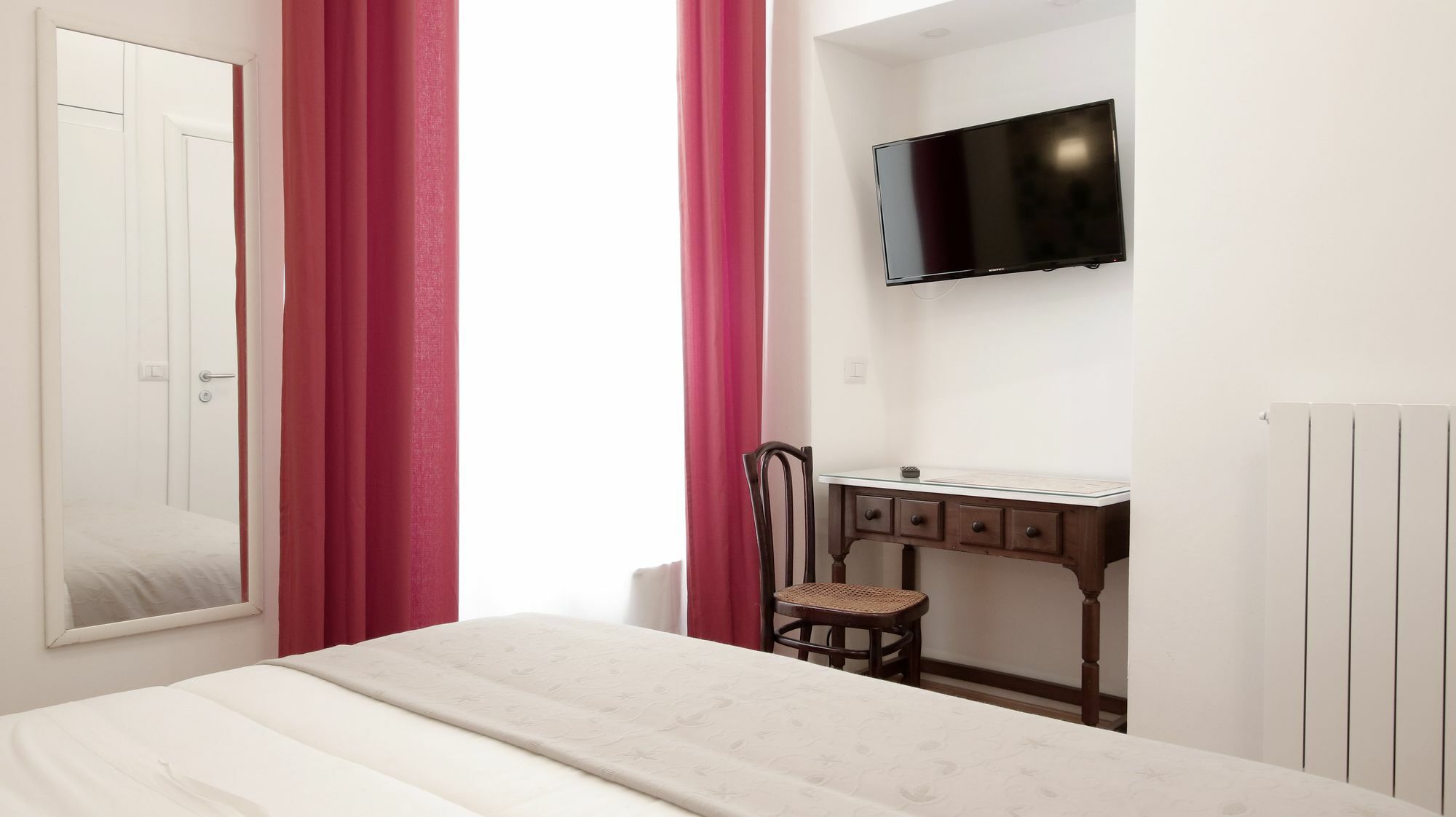 Domus Iuliae Hotel Рим Екстериор снимка