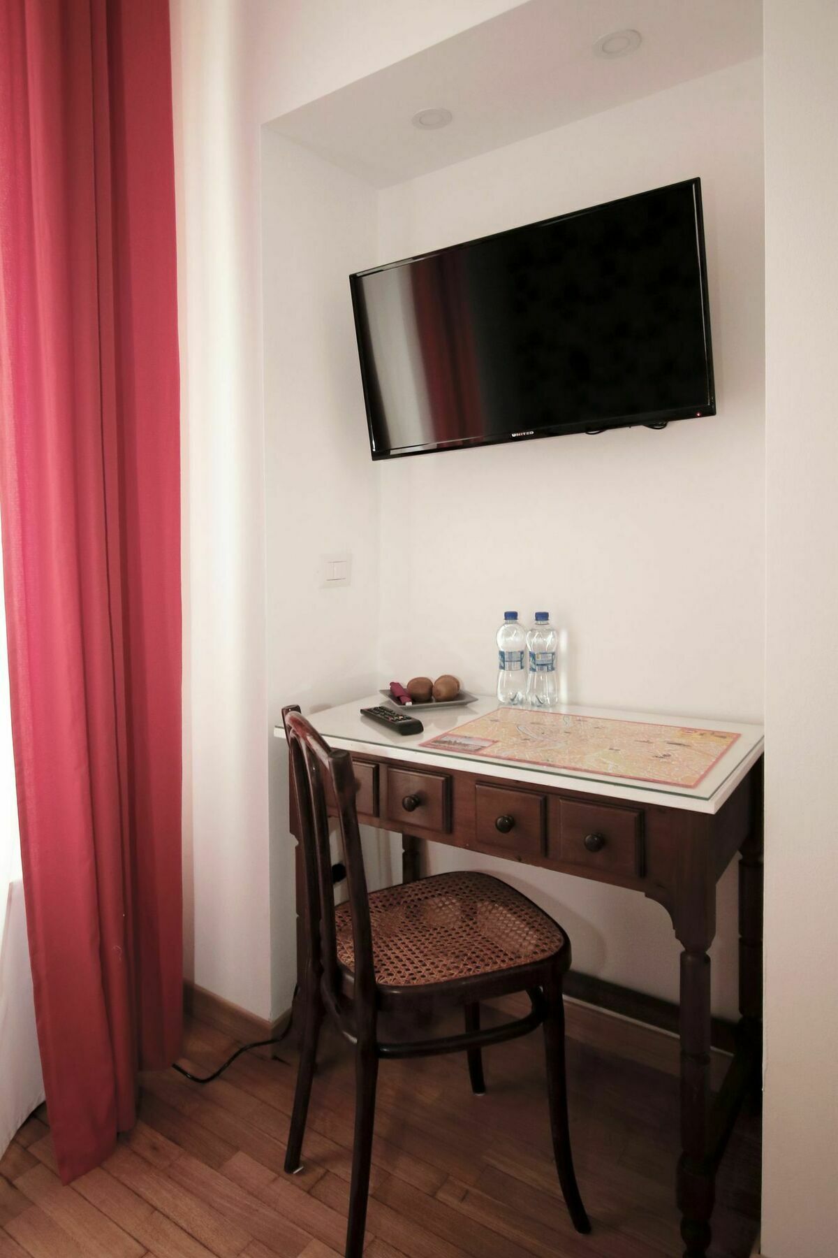 Domus Iuliae Hotel Рим Екстериор снимка
